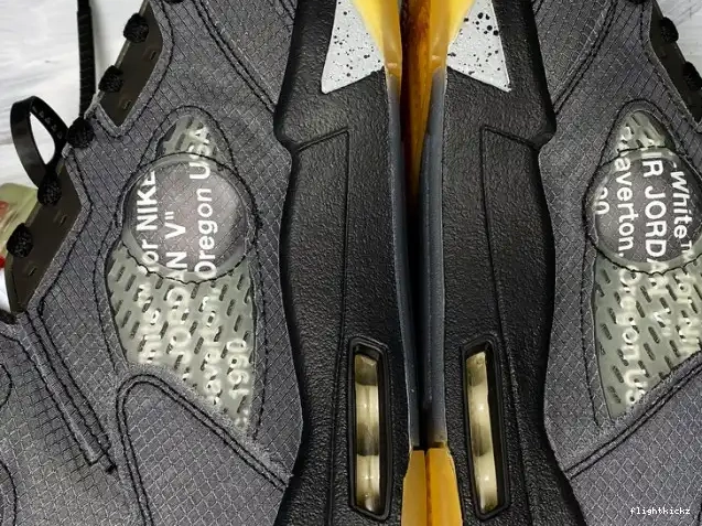 Jordan Off-White Black x Air 5 CT8480-001 0521